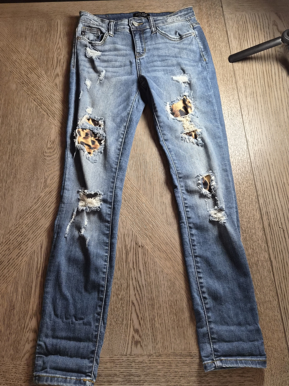 Judy Blue Light Blue Distressed Skinny Jeans with Leopard Patch